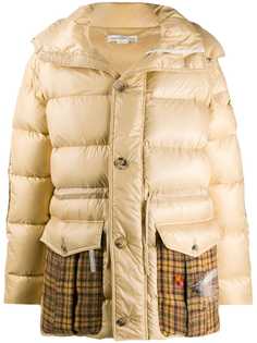 Golden Goose пуховик с контрастными карманами