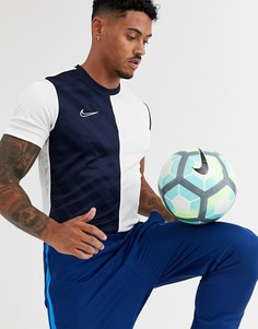 Бело-синяя футболка с принтом Nike Football academy