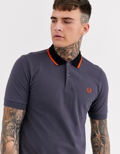 Серое поло с контрастным воротником Fred Perry