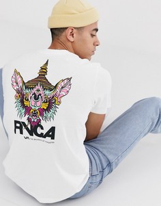 Белая футболка с принтом RVCA