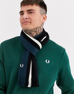 Черный/зеленый шарф с полосками Fred Perry