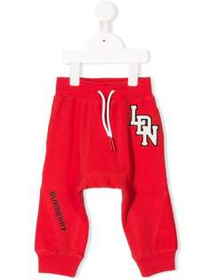Burberry Kids спортивные брюки с вышивкой LDN