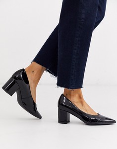 Лакированные туфли с острым носом Vero Moda