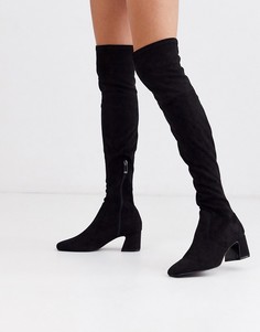 Черные ботфорты из искусственной замши Stradivarius