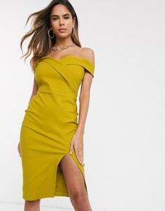 Желто-коричневое платье-футляр миди с открытыми плечами Vesper