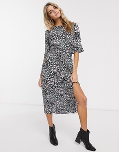 Черное платье миди с цветочным принтом Miss Selfridge