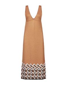 Платье длиной 3/4 Viki And