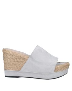 Сандалии Stuart Weitzman