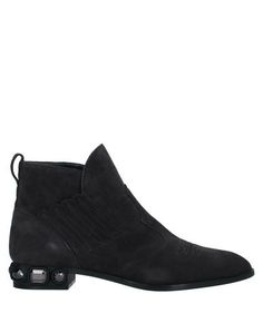 Полусапоги и высокие ботинки Casadei