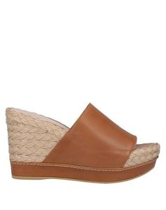 Сандалии Stuart Weitzman