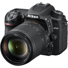 Зеркальный фотоаппарат Nikon D7500 Kit 18-140 VR (черный)