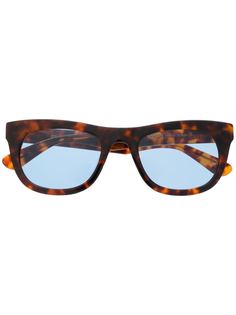Han Kjøbenhavn солнцезащитные очки в оправе черепаховой расцветки