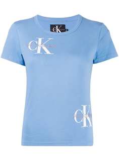 Категория: Футболки с логотипом женские Calvin Klein