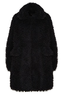 Черное полупальто из эко-меха Maje