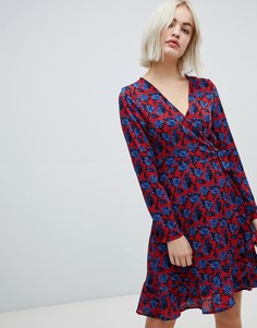 Платье с запахом и цветочным принтом Blend She-Темно-синий