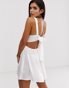 Белый пляжный сарафан с перекрестом, завязкой на спине и разрезом ASOS DESIGN