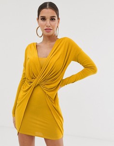 Мягкое платье мини горчичного цвета со сборками и узлом спереди Koco & K-Желтый