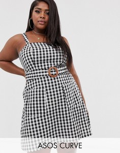 Монохромный сарафан мини в клеточку с добавлением льна, квадратным вырезом и деревянным кольцом ASOS DESIGN Curve-Мульти