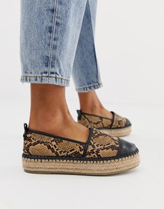 Эспадрильи на плоской платформе со змеиным принтом ASOS DESIGN-Многоцветный