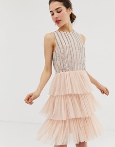 Ярусное короткое приталенное платье с отделкой на лифе AngelEye-Кремовый