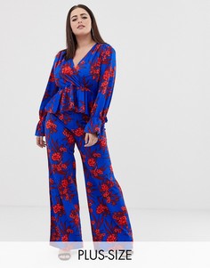 Красные широкие комбинируемые брюки с цветочным принтом John Zack Plus-Мульти