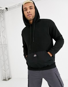 Черный худи с нейлоновой отделкой Bershka