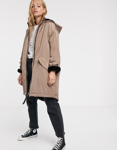 Бежевый дождевик с подкладкой из искусственного меха ASOS DESIGN-Neutral