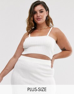 Белый трикотажный кроп-топ в рубчик In The Style Plus