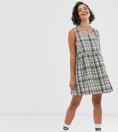 Свободное платье мини в клетку с глубокими проймами COLLUSION-Мульти
