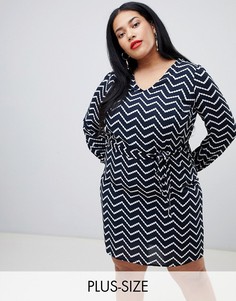 Черное платье мини с геометрическим принтом и поясом Vero Moda Curve-Мульти