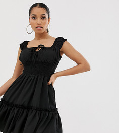 Черное ярусное платье с эластичной талией Missguided Petite-Черный