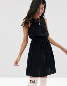 Платье с кружевной вставкой Vero Moda Tall-Черный