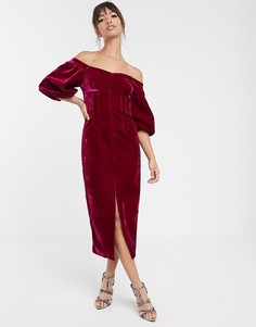 Бархатное платье-футляр с открытыми плечами ASOS EDITION-Розовый