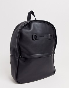 Черный рюкзак из искусственной кожи с D-образной пряжкой и логотипом ASOS DESIGN