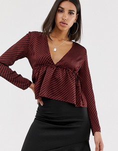 Атласный топ в полоску с баской In The Style-Мульти