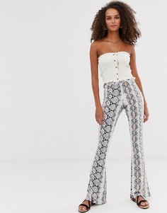 Расклешенные брюки со змеиным принтом Heartbreak-Мульти