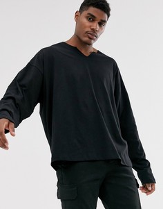 Черный oversize-лонгслив с разрезом на вороте ASOS DESIGN