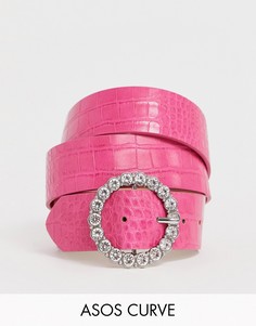 Розовый ремень с эффектом крокодиловой кожи, круглой пряжкой и стразами ASOS DESIGN Curve