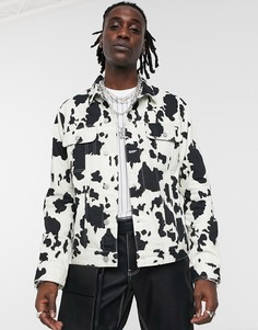 Джинсовая куртка с коровьим принтом ASOS DESIGN-Белый