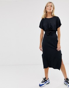 Черное платье миди с поясом Bershka-Черный