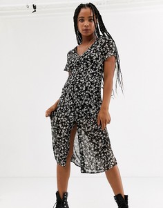 Платье миди с короткими рукавами и цветочным принтом Bershka-Многоцветный