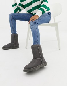 Серые ботинки UGG Classic Short II-Серый