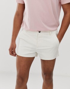 Бежевые облегающие короткие шорты чиносы ASOS DESIGN-Белый