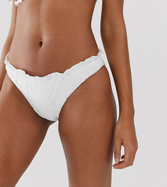 Эксклюзивные плавки бикини с оборками и вышивкой ришелье Miss Selfridge-Белый