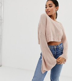 Светло-розовый укороченный джемпер с расклешенными рукавами Missguided Petite