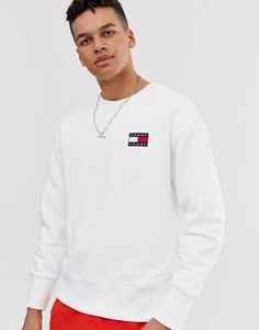 Белый свитшот с круглым вырезом и логотипом Tommy Jeans