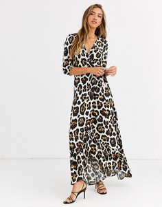 Платье макси с запахом и леопардовым принтом Liquorish-Коричневый цвет