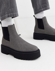 Серые ботинки челси из искусственной замши с массивной подошвой ASOS DESIGN-Серый