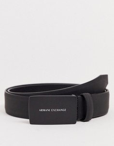 Черный кожаный ремень с фирменной пряжкой Armani Exchange