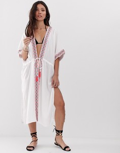 Длинное пляжное кимоно с вышивкой и отделкой Anmol-Белый